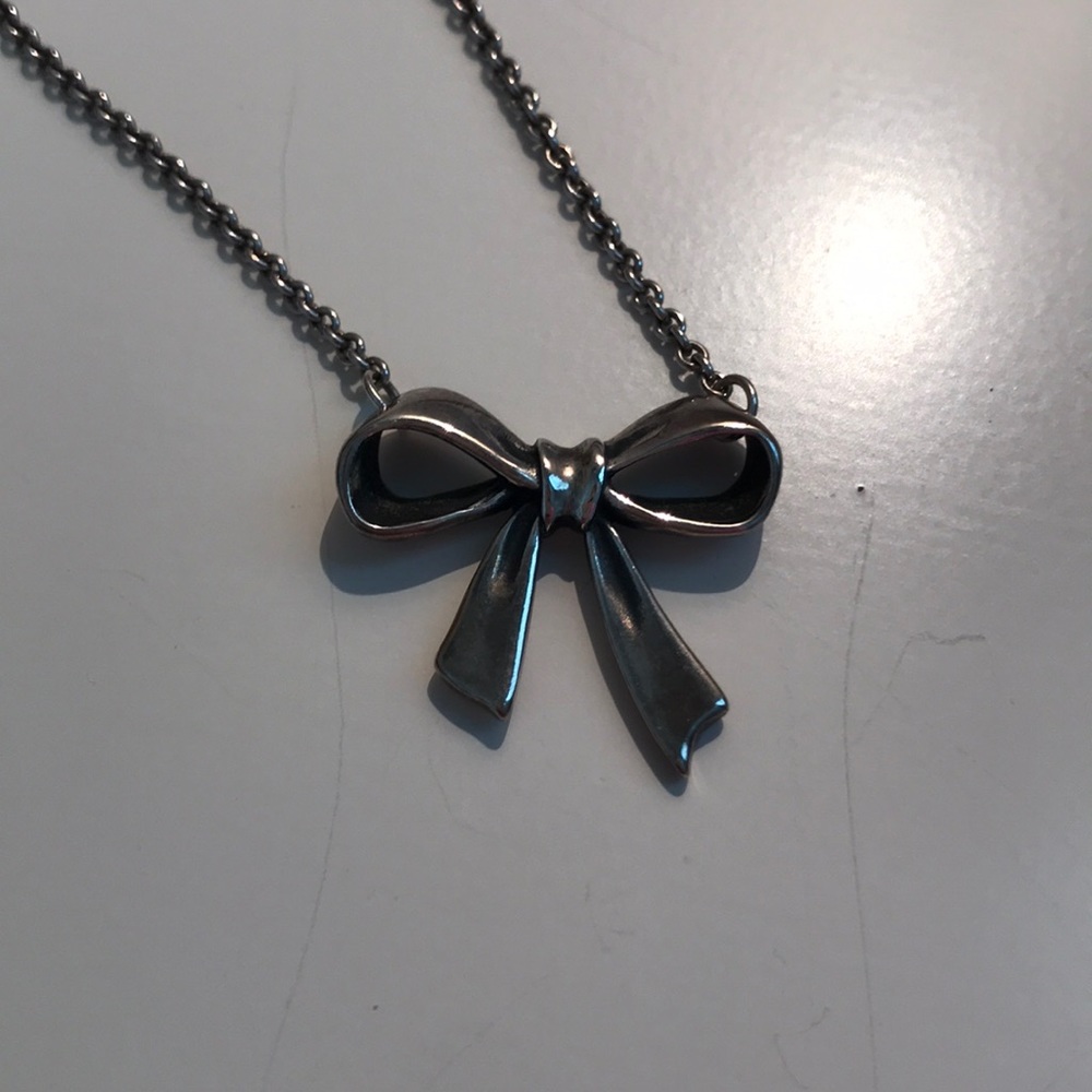 JAMES AVERY BOW NECKLACE